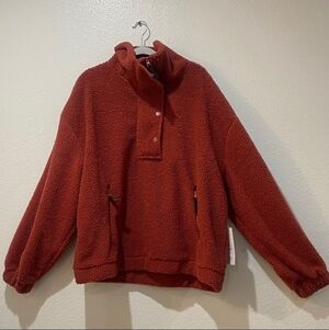 Vital Life Women's Cozy Red Fleece Pullover. Size 3XL